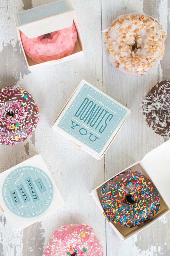 Donut wedding favors under $1 Wedding donuts in cute 'I'm Donuts Over You' favor boxes