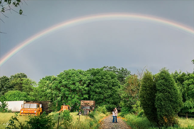 Engagement photos under a rainbow