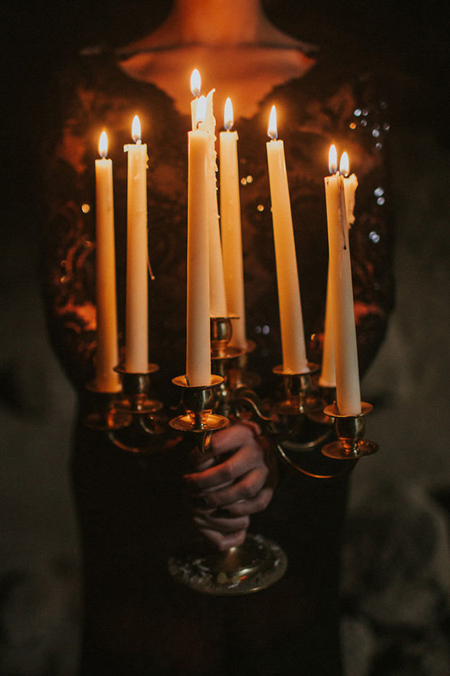 Glowing candelabra perfect for a Halloween wedding Glowing candelabra perfect for a Halloween wedding