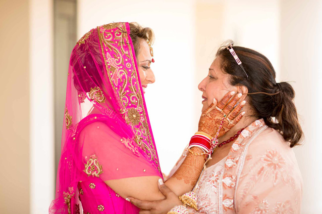 Ways to involve your mom in your wedding Ways to involve your mom in your wedding