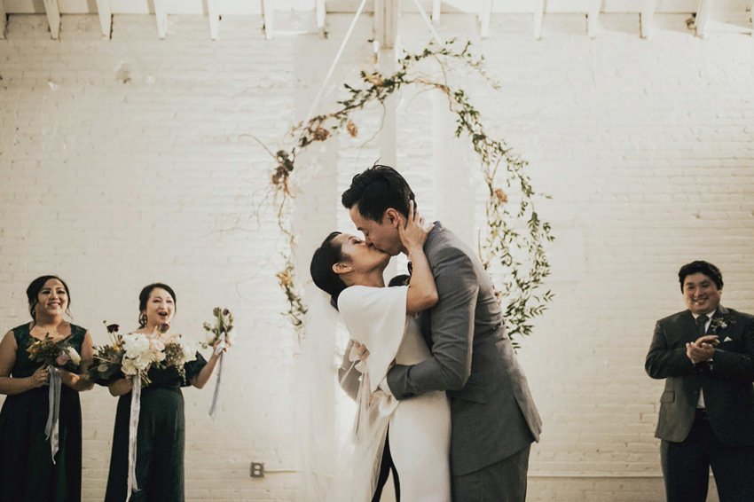 Minimalist Wedding Ideas | Minimalist Ceremony at HYNPT LA with delicate greenery arch Minimalist Wedding Ideas | Minimalist Ceremony at HYNPT LA with delicate greenery arch