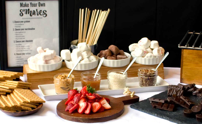 DIY Wedding Station Ideas | Make your own s'mores bar