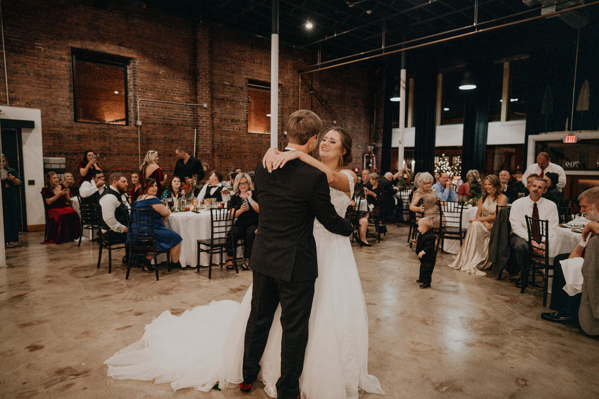 Burrow Warehouse Wedding Venue West Point GA 31833 display picture 2