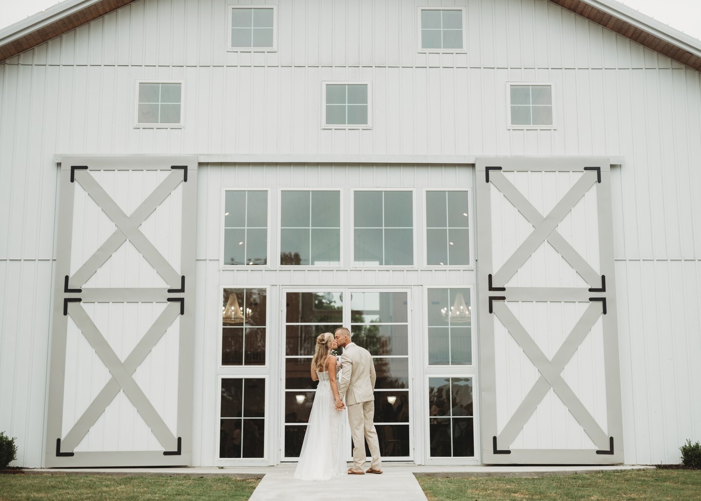 Cottonwood Barn Wedding Venue Paris TX 75462