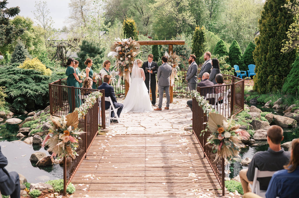 The Grain Loft Wedding Venue Algoma WI 54201
