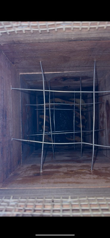 越冬のときの箱の段数などについて教えてください