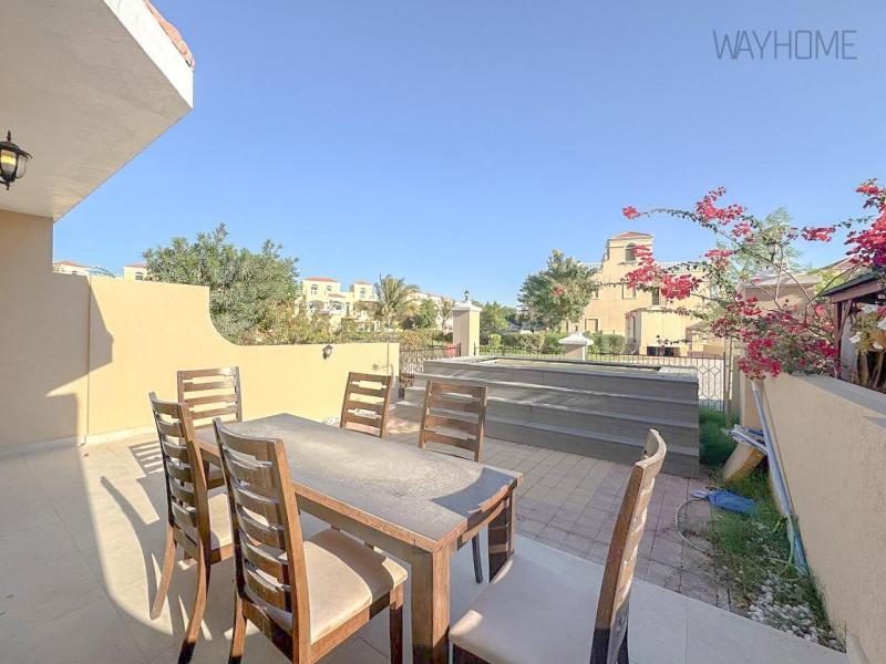 Townhouse | 3 bedrooms in Al Hamra Village - Large Image 2