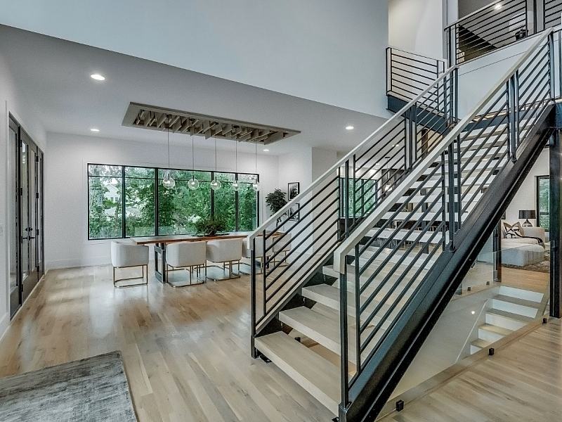 Quartz Luxury 6
