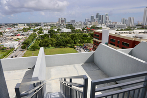 Madstudios miami loft photoshoot location %2810%29