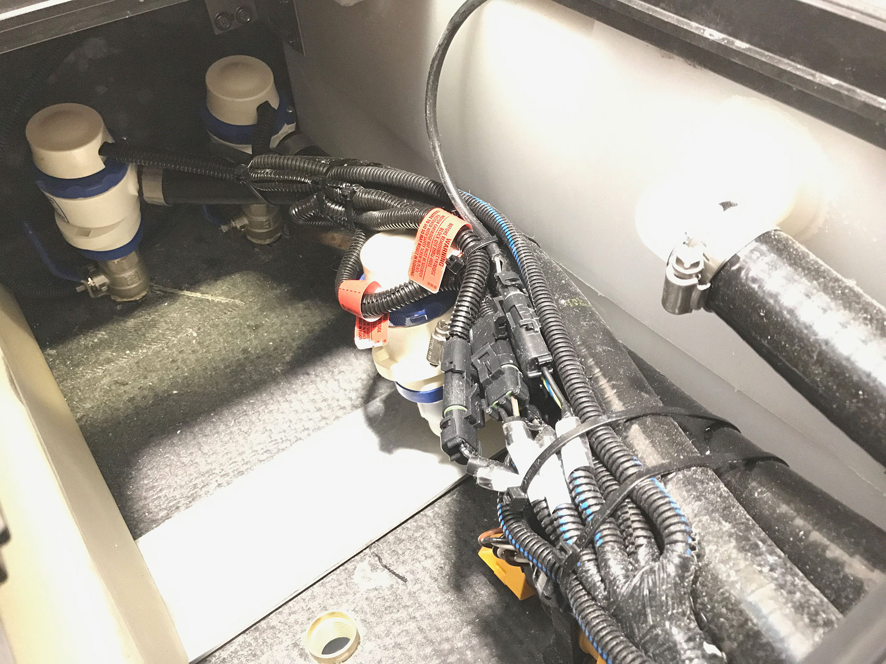 Where is the fill pump for the center tank Ballast Info & Howto