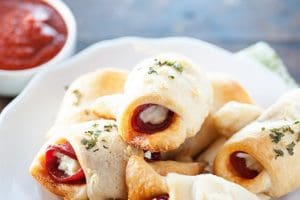 homemade-pizza-rolls