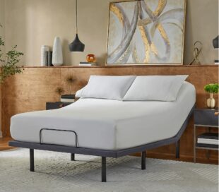 Beautyrest Pearl adjustable base lifestyle