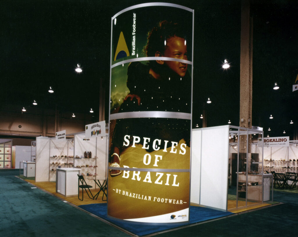 trade show booth lighting