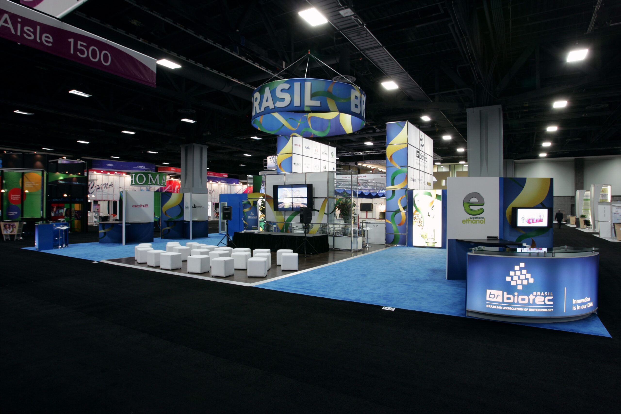 international travel tips for exhibitors