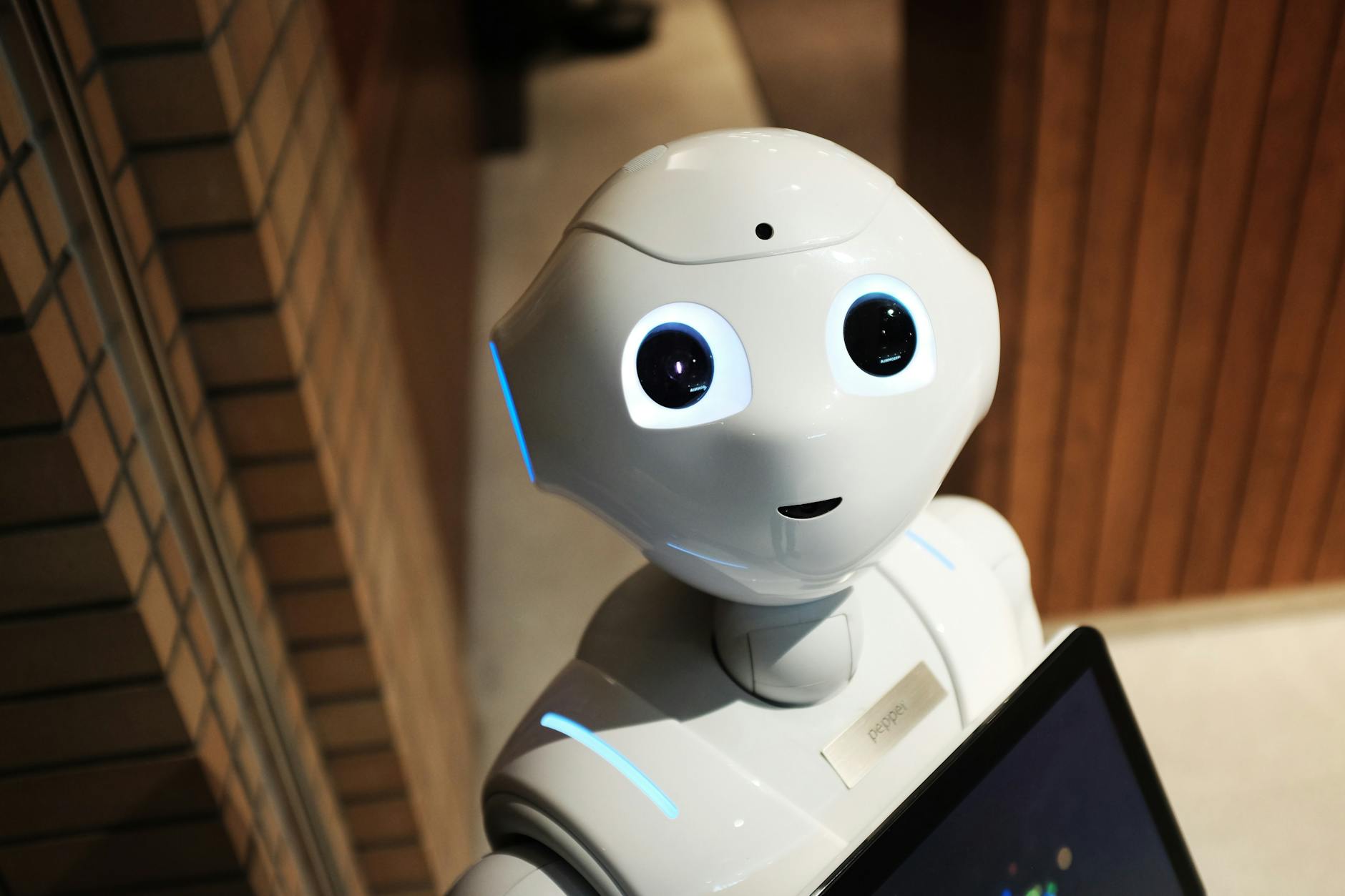 The Exhibitor’s Guide to AEO (and GEO): Staying Visible in AI-First Search
