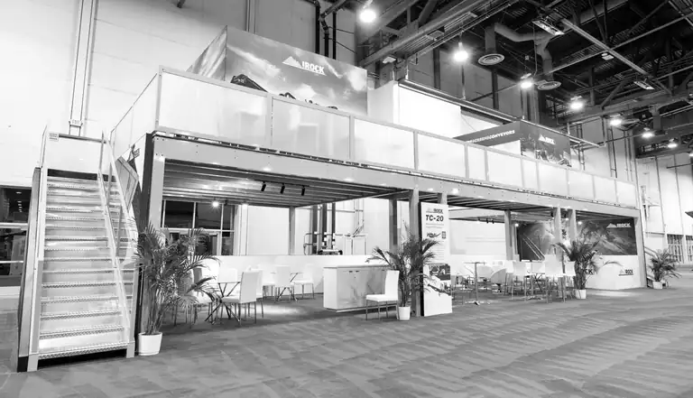 Double Deck Displays