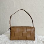 Bottega Veneta Brick Cassette Brown/Burgundy For Women‎ 11in/28cm 709360VMAY12593