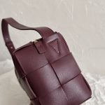 Bottega Veneta Brick Cassette Brown/Burgundy For Women‎ 11in/28cm 709360VMAY12593