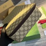 Gucci GG Large Packing Cube Supreme Canvas Beige/Grey For Men 13.2in/33.5cm ‎‎‎726669 KGD0N 4060