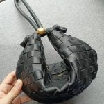 Bottega Veneta Small Turn Pouch Black/Beige For Women‎ 11.4in/29cm 701023V1W518425