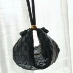 Bottega Veneta Small Turn Pouch Black/Beige For Women‎ 11.4in/29cm 701023V1W518425
