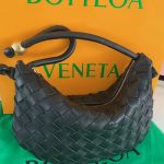 Bottega Veneta Small Turn Pouch Black/Beige For Women‎ 11.4in/29cm 701023V1W518425