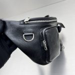 Balenciaga Superbusy Beltbag Black/White For Women‎ 15.7in/39.8cm 703143210C81000
