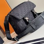 Christian Dior Explorer Messenger Bag Black For Women‎ 12in/31cm CD 11ESME061YKY_H27E