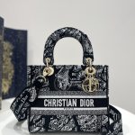 Dior Medium Lady D-Lite Bag Black For Women 9.5in/ 24cm M0565OOMP_M993