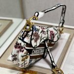 Christian Dior Saddle Bag White For Women 10in/25.5 cm M0446CEAU_M933