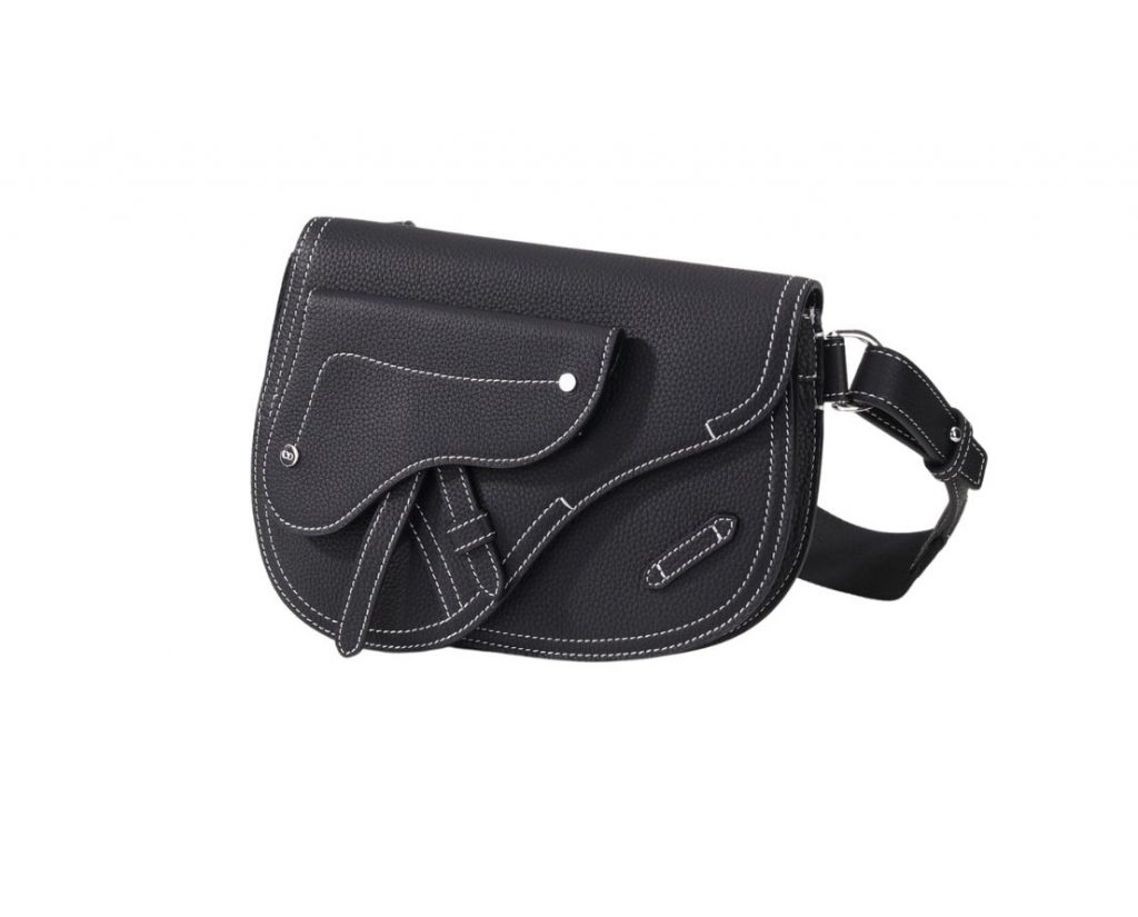 The Saddle Pouch With Border