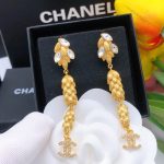 Chanel Diamond Round Stud Earrings Gold For Women