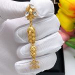 Chanel Diamond Round Stud Earrings Gold For Women