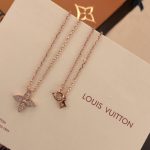 Louis Vuitton Idylle Blossom Pendant Necklace Pink Gold Tone For Women