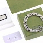 Gucci Interlocking G Chain Bracelet Silver Tone For Men 454285 J8400 0811