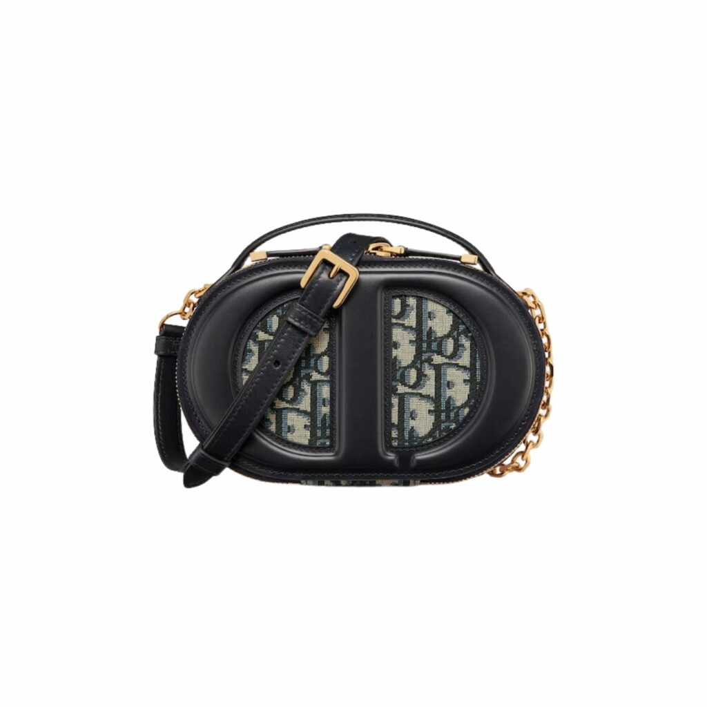 CD SIGNATURE OVAL CAMERA BAG
