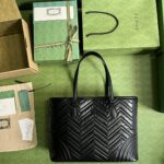 Gucci Casual Style Logo Totes Cream/Black For Women 38.5cm / 15.1in 739684 DAAAH 2754