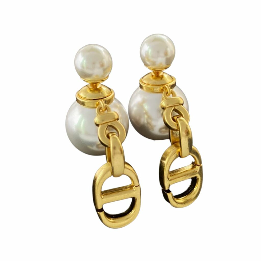 Dior Double Letter Plastic Bubble Pearl Earrings