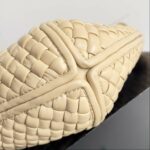 Bottega Veneta Small Clicker Shoulder Bag Cream/Green For Women 27cm / 10.6in 730968V01D13150