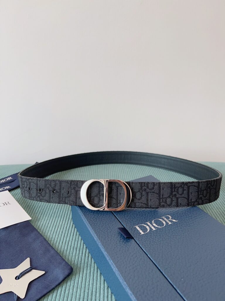 Dior 30 Montaigne Reversible Belt