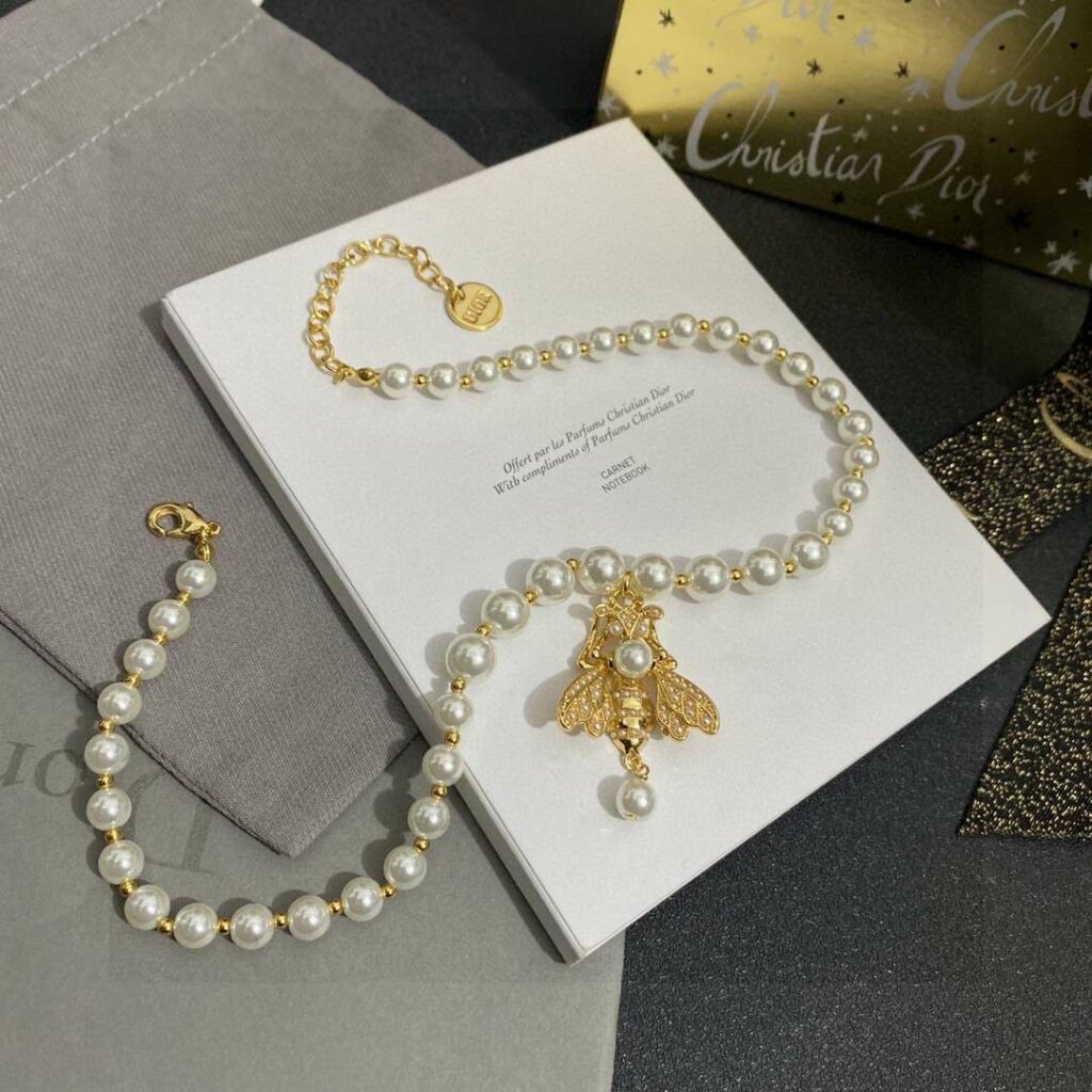 Dior Bee Necklace