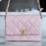 Chanel Wide Shoulder Bag Pink For Women 20.5cm / 8.1in