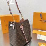 Louis Vuitton NeoNoe MM Brown For Women 26cm / 10.2in M44022