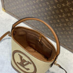 Louis Vuitton Petit Bucket Raffia Beige For Women ‎9.4in/24cm