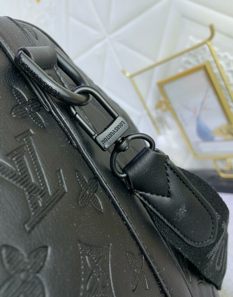 Louis Vuitton Keepall Bandoulière 50 Monogram Shadow For Men 19.7in/50cm M44810