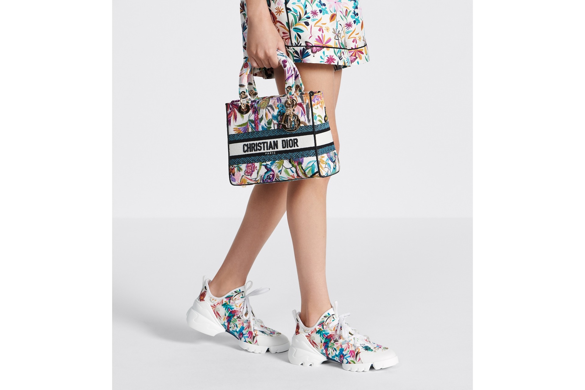 Christian Dior Medium Lady D-Lite Bag White Multicolor For Women M0565OECJ_M933 - 24 Cm/ 9.5 Inches