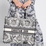 Christian Dior Large Dior Book Tote Bag White And Black For Women M1286ZECQ_M911 - 42 Cm/ 16.5 Inches
