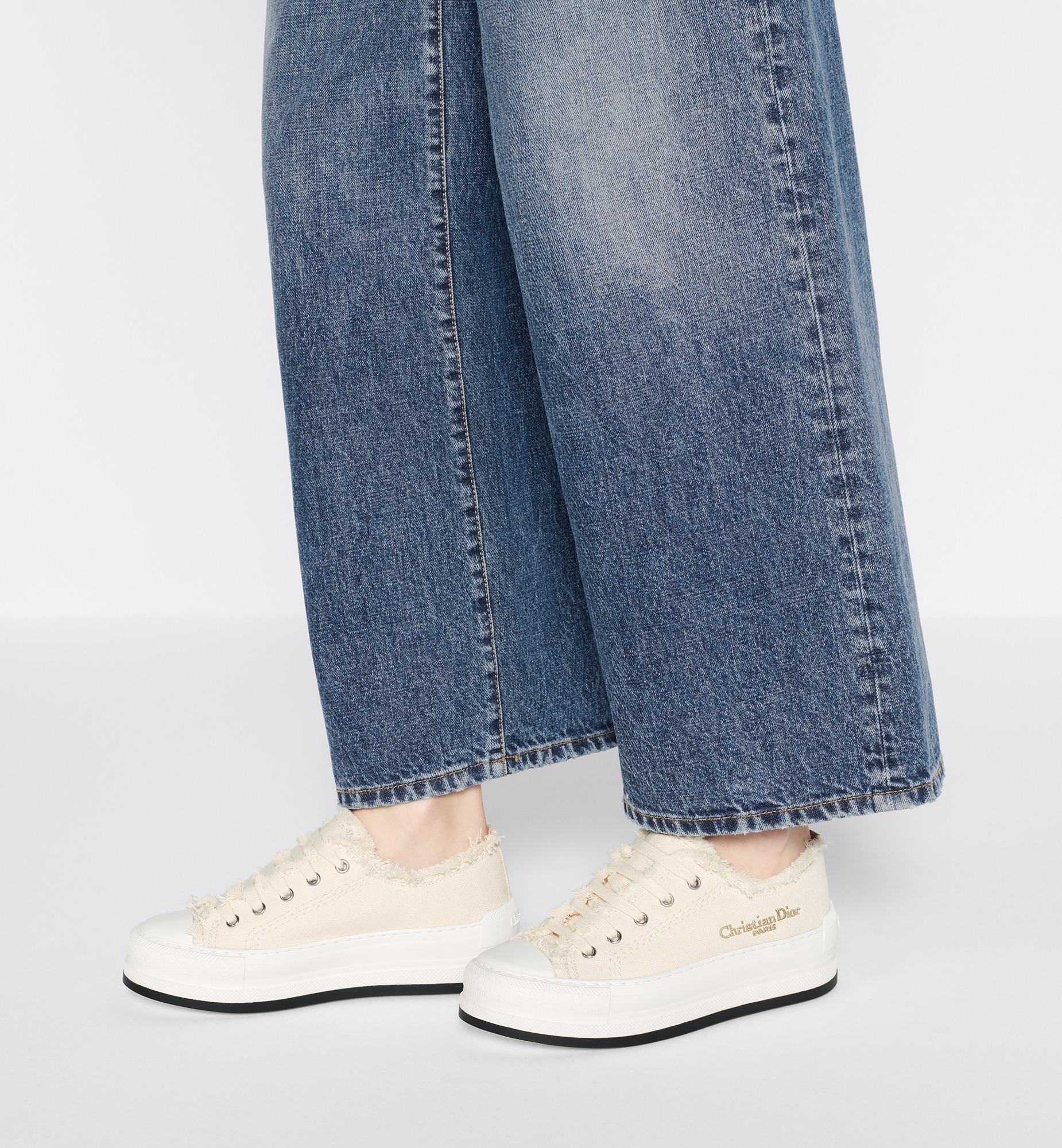 Christian Dior Walk'n'Dior Platform Sneaker Ecru For Women - KCK412CVY_S02U