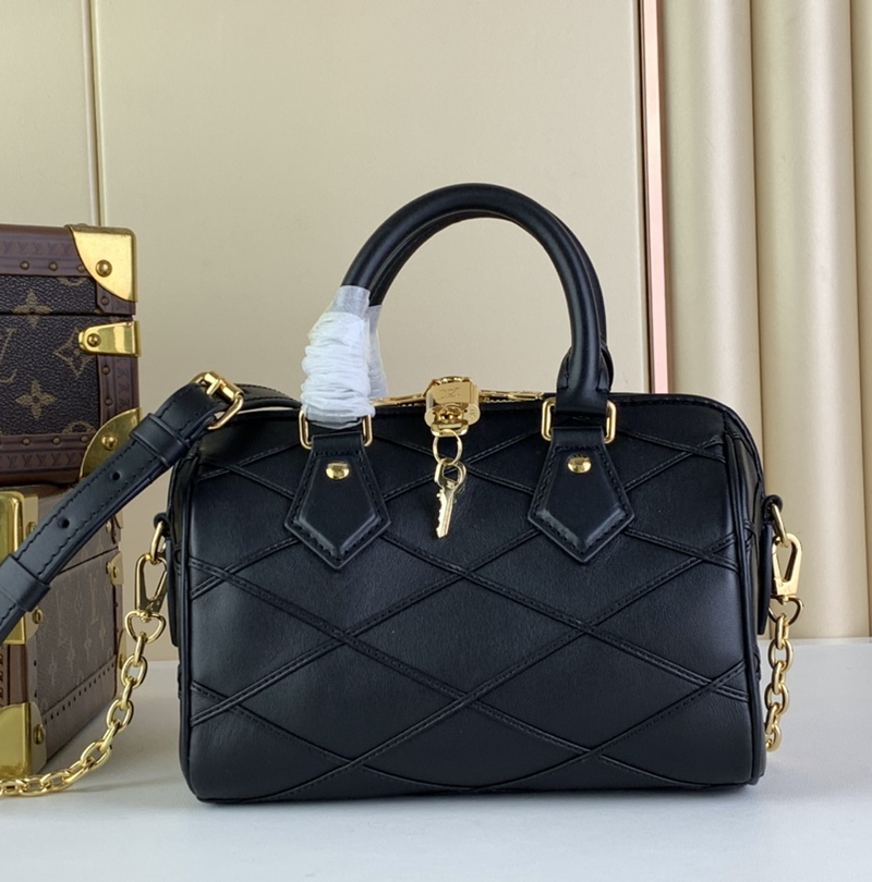 Louis Vuitton Speedy Bandouliere 20 Black For Women 8 in/20.5cm
