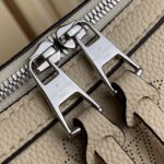 Louis Vuitton Hand It All MM Grey For Women 12.6in/32cm M24133